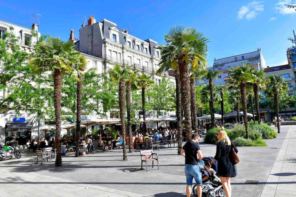 Studio Cosy, En Centre, Proche Gare, Vue Degagee فالنسيا المظهر الخارجي الصورة